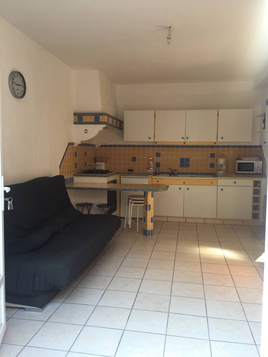 Lire la suite à propos de l’article Vend bel appartement T2 Terrasse 32 M2 Bormes Les Mimosas La Favière